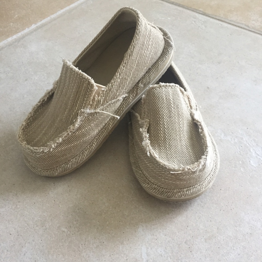 Boys slip-on shoes